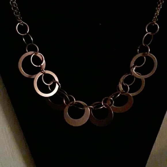 Necklaces - Picture 3 of 4